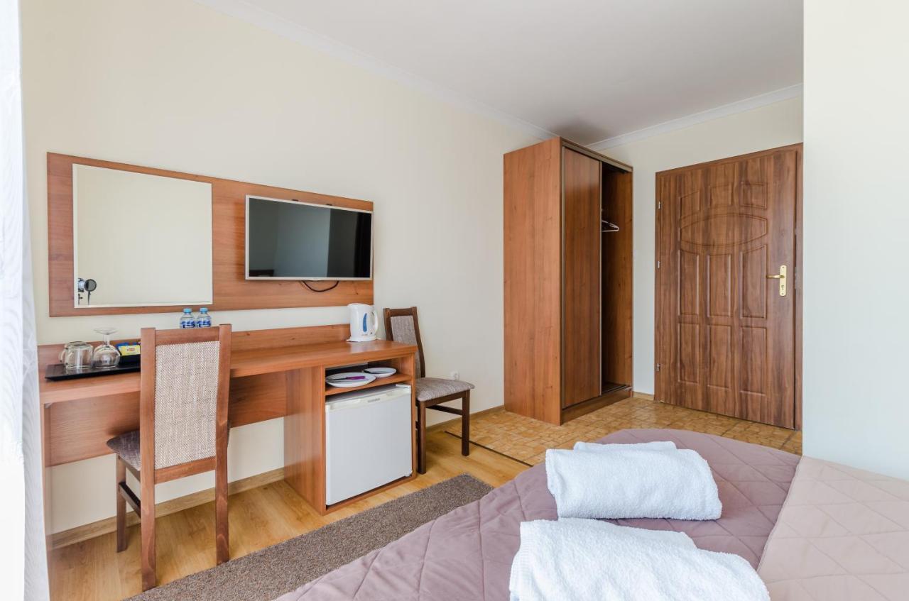ウストカ Ramzes Bed & Breakfast エクステリア 写真