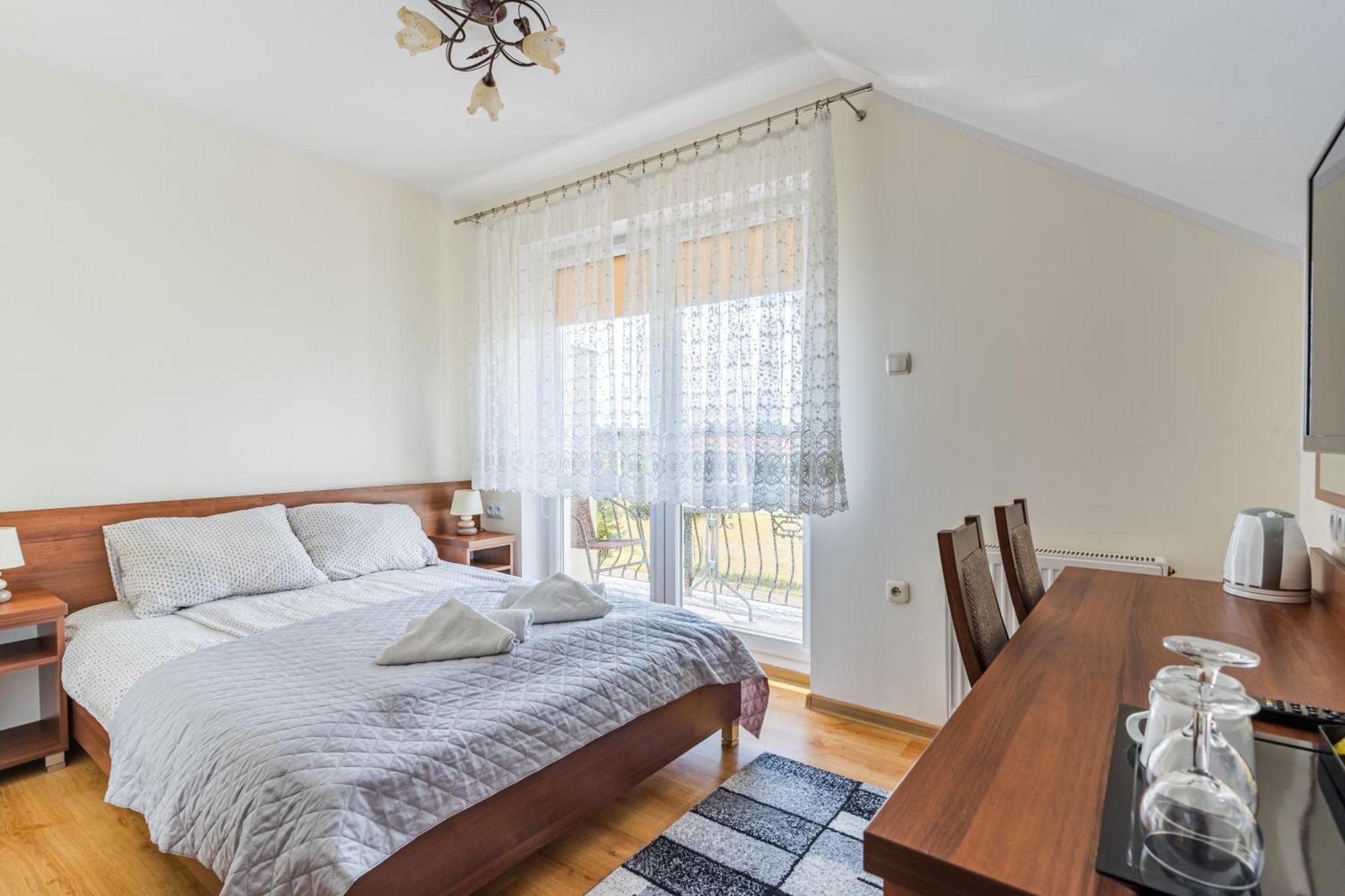 ウストカ Ramzes Bed & Breakfast エクステリア 写真