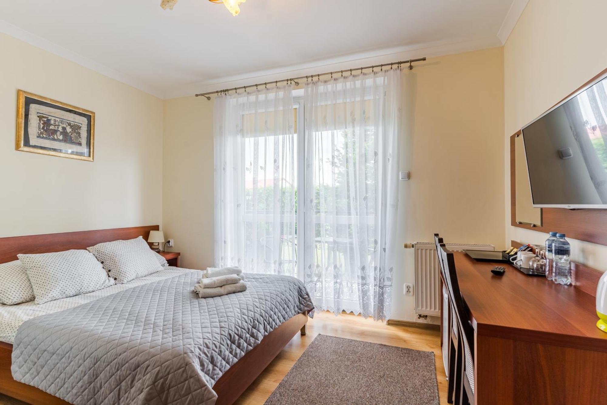ウストカ Ramzes Bed & Breakfast エクステリア 写真